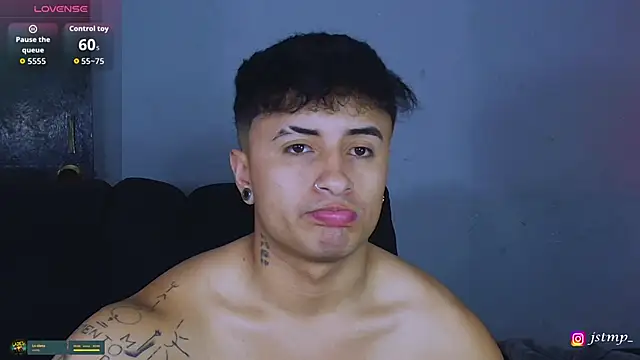 Snapshot of jhon_mendoza_ chatting on November 2025 07:23:02 PM jhon mendoza online show from November 2025 07:23:02 PM