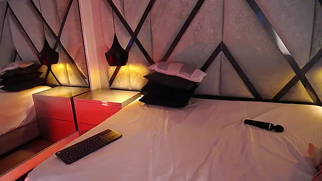 AriaWillss online show from December 2025 12:25:01 PM