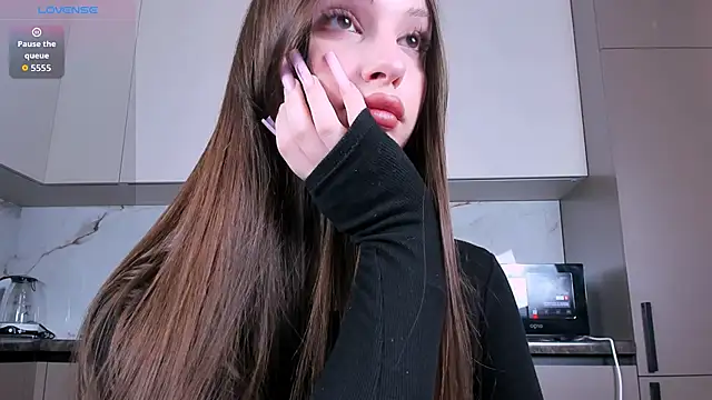 khloeforever online show from May 2026 03:00:01 AM