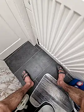 16enes16 online show from November 2025 03:34:01 PM