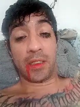 Snapshot of LaBestiasex chatting on October 2025 06:47:01 AM LaBestiasex online show from October 2025 06:47:01 AM