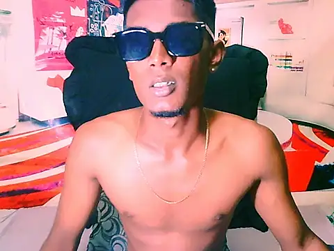 Snapshot of IndianThuggin chatting on November 2025 04:51:02 PM IndianThuggin online show from November 2025 04:51:02 PM