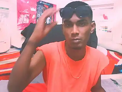 Snapshot of IndianThuggin chatting on November 2025 06:18:01 PM IndianThuggin online show from November 2025 06:18:01 PM