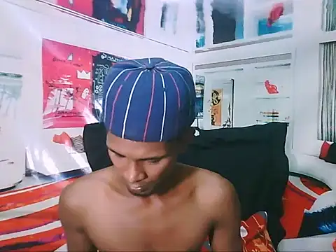 Snapshot of IndianThuggin chatting on December 2025 05:41:02 PM IndianThuggin online show from December 2025 05:41:02 PM