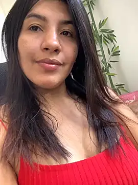 luna sarah  online show from October 2025 01:23:01 PM