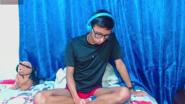 DavTwink3100 online show from March 2026 01:34:02 AM