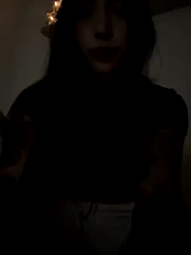 valeriahornier online show from December 2025 01:57:01 AM