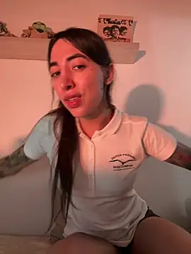 valeriahornier online show from February 2026 10:05:02 PM