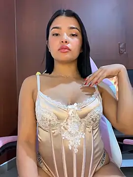 Chloe Mullerr online show from February 2026 11:04:02 PM