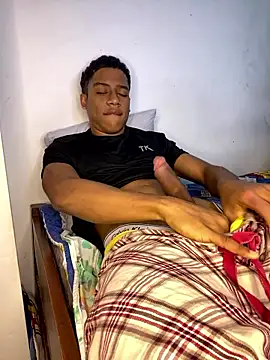 Snapshot of liam_Brooks9 chatting on January 2026 01:47:02 PM liam Brooks9 online show from January 2026 01:47:02 PM