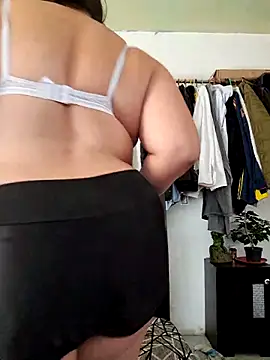 Alondrabb80 online show from November 2025 04:33:01 PM