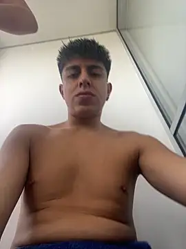 motomotoboy online show from March 2026 09:17:01 PM