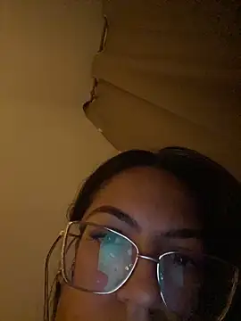 Casal em chamas online show from October 2025 10:54:02 PM