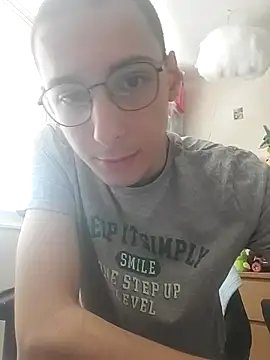 Snapshot of Molo661 chatting on October 2025 12:39:02 PM Molo661 online show from October 2025 12:39:02 PM