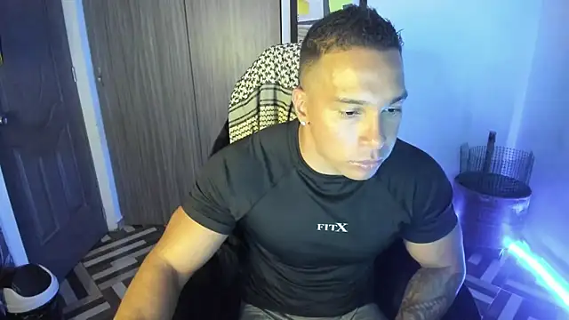 FreszX online show from October 2025 06:59:01 AM