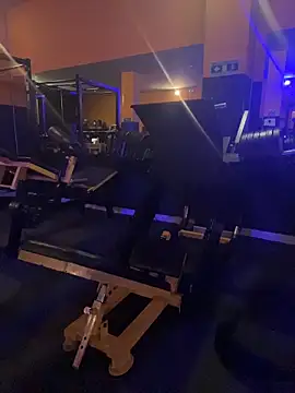 FreszX online show from November 2025 05:08:02 AM