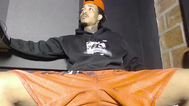 Anaconda larga online show from March 2026 01:59:02 PM