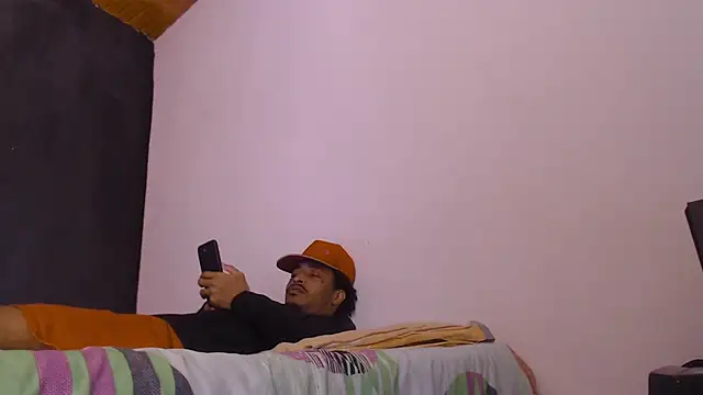 Anaconda larga online show from March 2026 02:44:01 PM