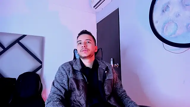 mike 257 online show from November 2025 11:44:01 AM