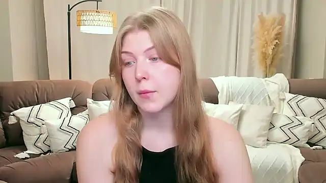 Stella Light online show from December 2025 04:41:02 AM