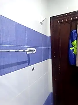 SandyAmr online show from November 2025 07:30:02 AM