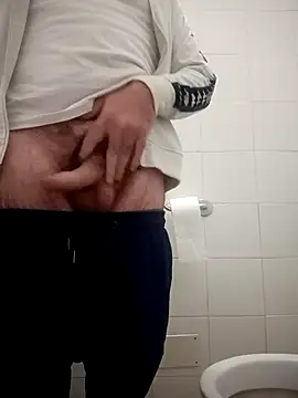 Snapshot of Romaeterna_ chatting on October 2025 05:39:01 PM Romaeterna  online show from October 2025 05:39:01 PM