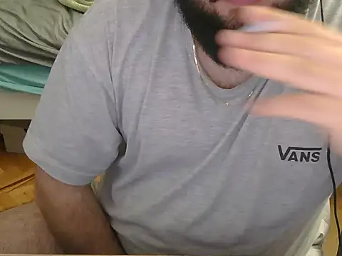 Snapshot of moneyman_11 chatting on May 2026 01:38:01 PM moneyman 11 online show from May 2026 01:38:01 PM