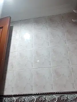 Carriata larry online show from November 2025 03:52:02 AM