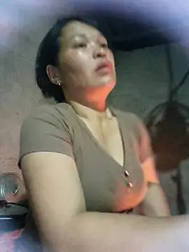 Snapshot of chipu06 chatting on April 2026 12:10:01 PM chipu06 online show from April 2026 12:10:01 PM
