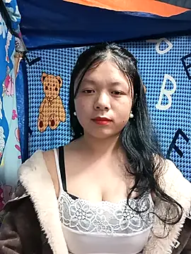 lisa-bae00 online show from December 2025 12:21:01 PM