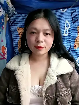 lisa-bae00 online show from January 2026 01:38:01 PM