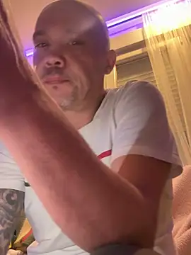 gitanoMad online show from February 2026 10:25:01 PM