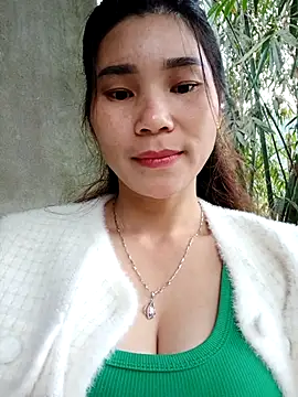 Bear bear0 online show from December 2025 12:29:01 AM