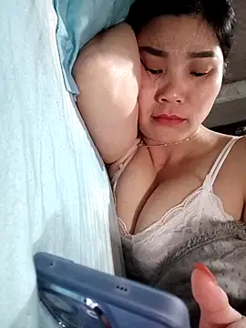 Snapshot of Bear_bear0 chatting on March 2026 02:07:02 AM Bear bear0 online show from March 2026 02:07:02 AM