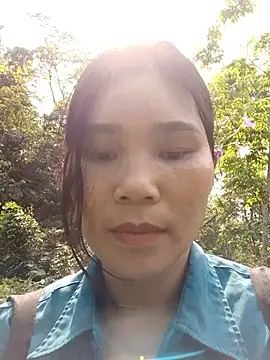 Snapshot of Bear_bear0 chatting on April 2026 07:45:01 AM Bear bear0 online show from April 2026 07:45:01 AM