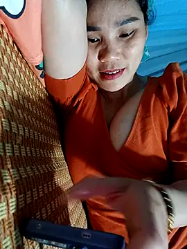 Snapshot of Bear_bear0 chatting on April 2026 01:50:02 PM Bear bear0 online show from April 2026 01:50:02 PM