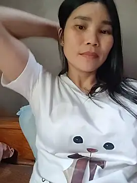 Snapshot of Bear_bear0 chatting on June 2026 04:02:01 AM Bear bear0 online show from June 2026 04:02:01 AM