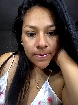 Snapshot of Malevas chatting on November 2025 06:01:01 AM Malevas online show from November 2025 06:01:01 AM