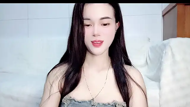 Snapshot of Family-Lovee chatting on July 2026 06:46:02 PM Family-Lovee online show from July 2026 06:46:02 PM