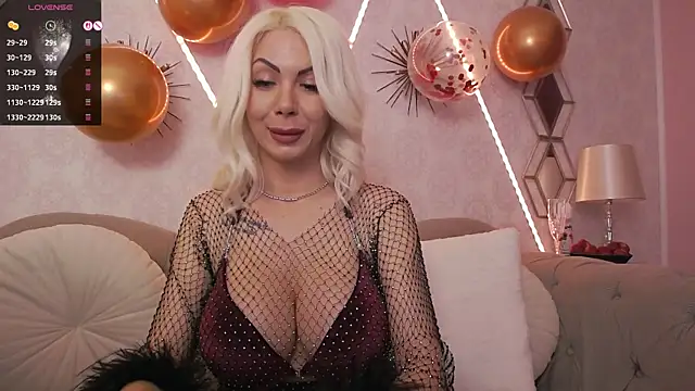 Snapshot of RubyDivine chatting on May 2026 02:50:01 AM RubyDivine online show from May 2026 02:50:01 AM