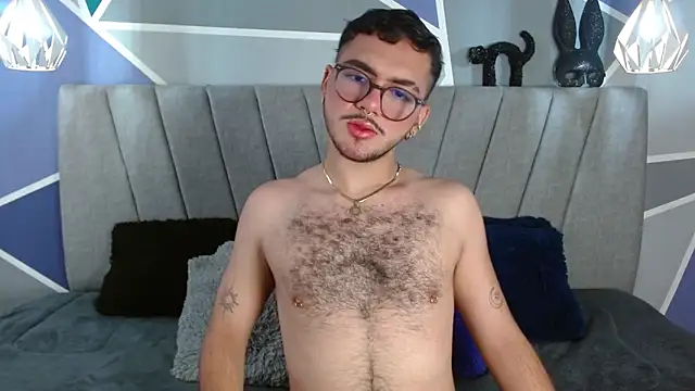 Zac Golden online show from November 2025 05:27:01 PM