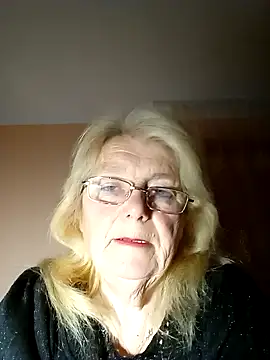 AmyLove353 online show from November 2025 04:21:01 AM