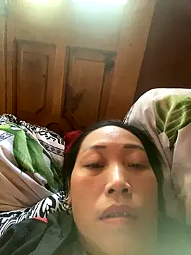 Top x online show from November 2025 05:18:02 AM