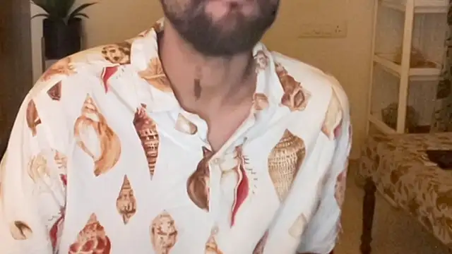 MakeMeAwareAah online show from December 2025 06:03:02 PM