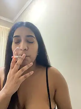 Your Girl Zara online show from November 2025 04:11:02 PM