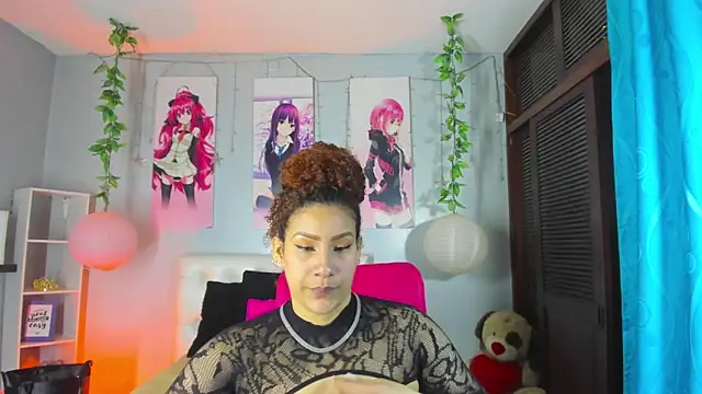 ROZZE MILA online show from March 2026 01:00:01 PM