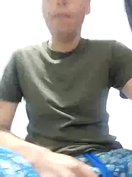 Snapshot of Damian9500 chatting on October 2025 06:35:02 PM Damian9500 online show from October 2025 06:35:02 PM