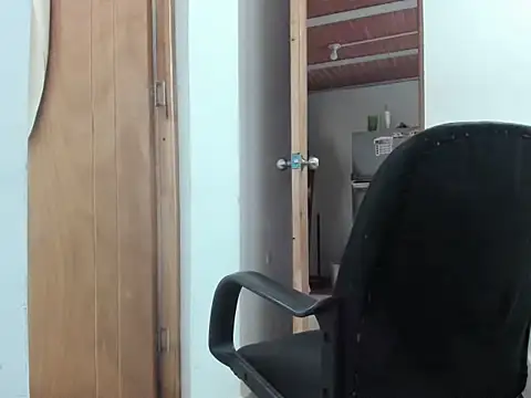 caiiobahia online show from November 2025 02:06:02 PM