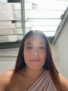 Snapshot of Talia_Bonet chatting on April 2026 04:13:02 PM Talia Bonet online show from April 2026 04:13:02 PM