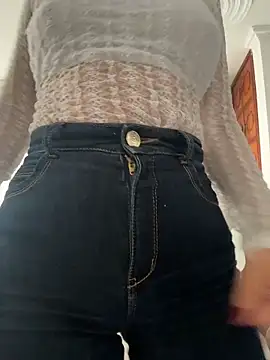 Snapshot of Talia_Bonet chatting on May 2026 01:06:01 PM Talia Bonet online show from May 2026 01:06:01 PM